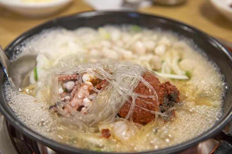 Nakgopsae · Busan dish example