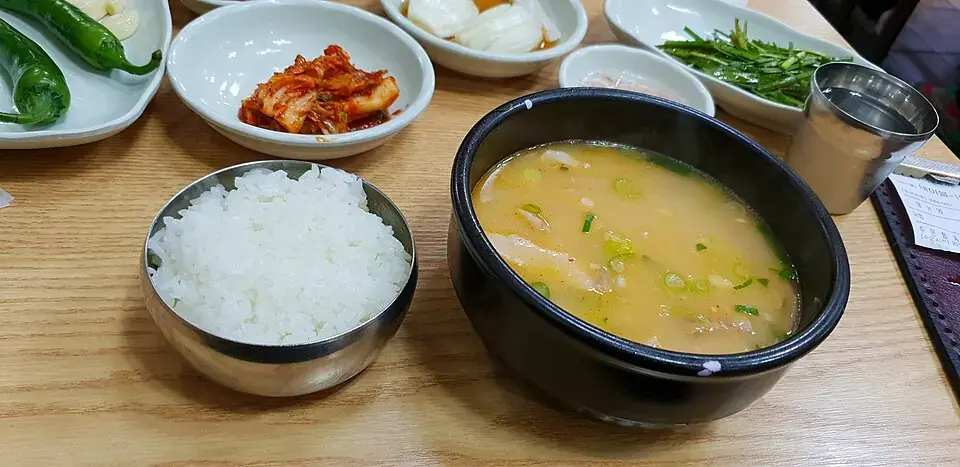 Dwaeji Gukbap a0