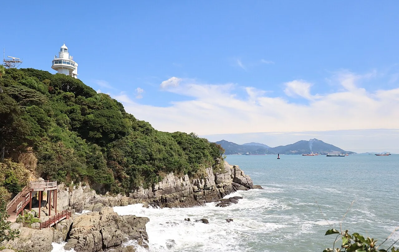 Odongdo · blue sea and coastal paths