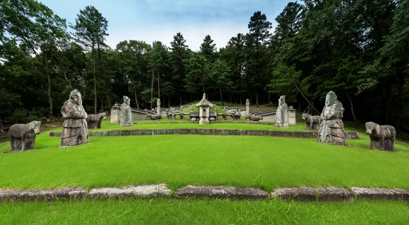 King Sejo tomb