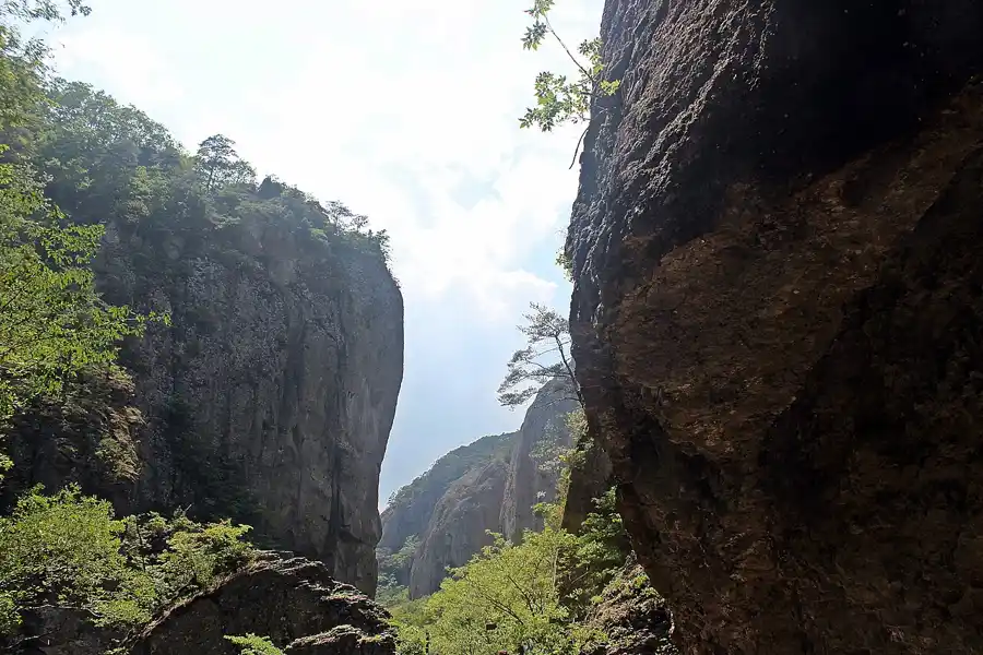Yongchu Gorge, open view