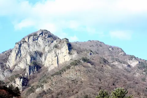 Baegamsan cliffs