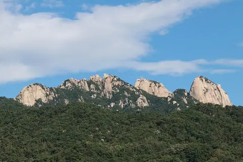 Bukhansan rocky ridge