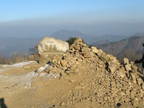 Yumyeongsan summit
