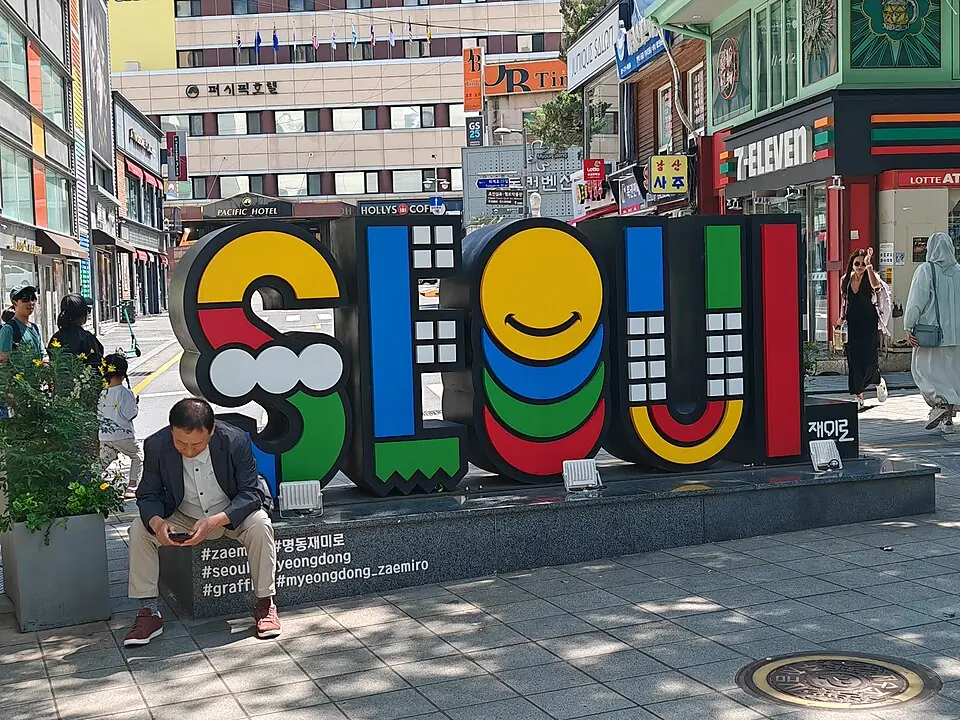 Myeongdong street orientation