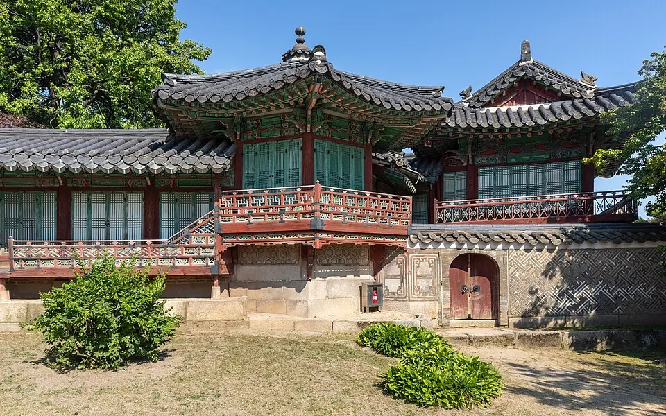 Changdeokgung — Samsamwa pavilion